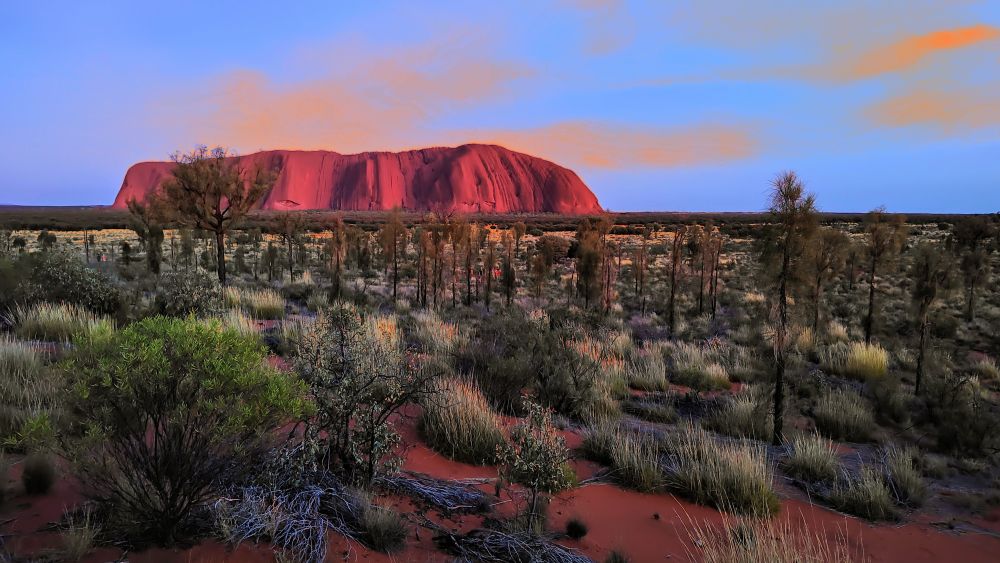 Różne odcienie czerwieni w australijskim Red Center