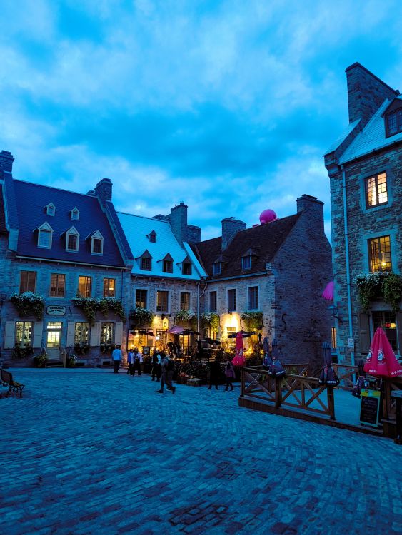 Uroczy wieczór w Quebec City Uroczy wieczór w Quebec City