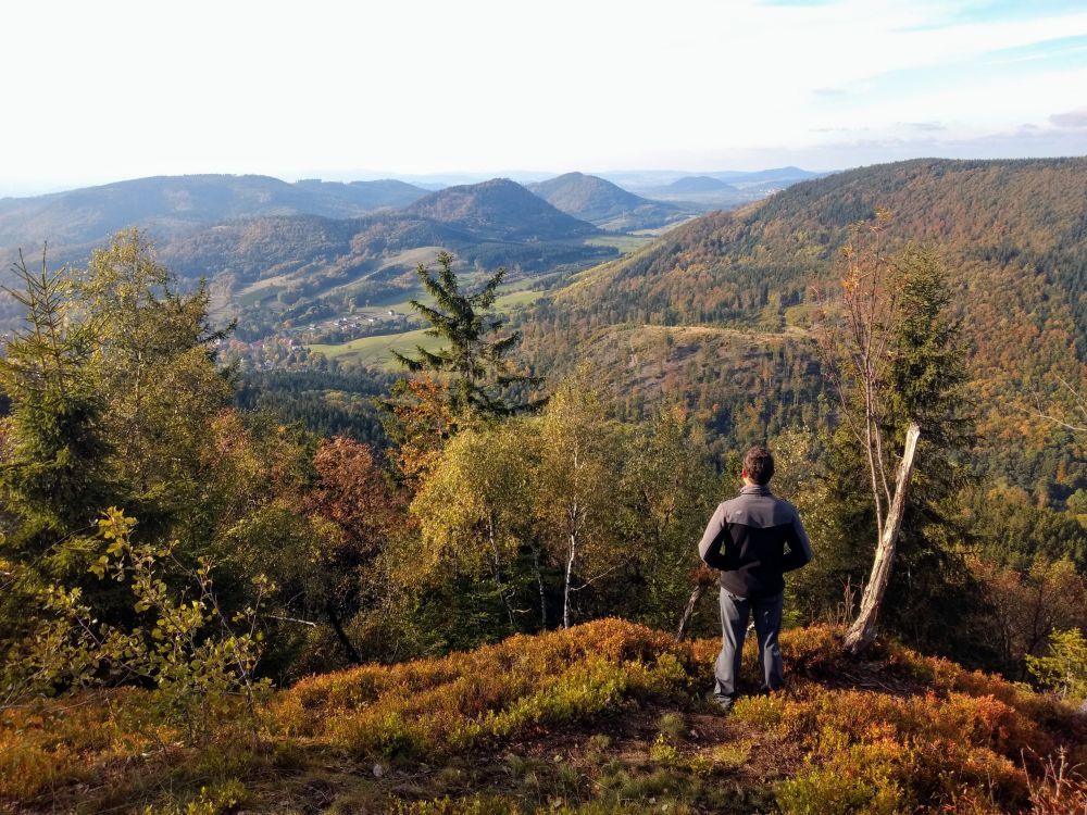 Jesienna panorama w Górach Wałbrzyskich