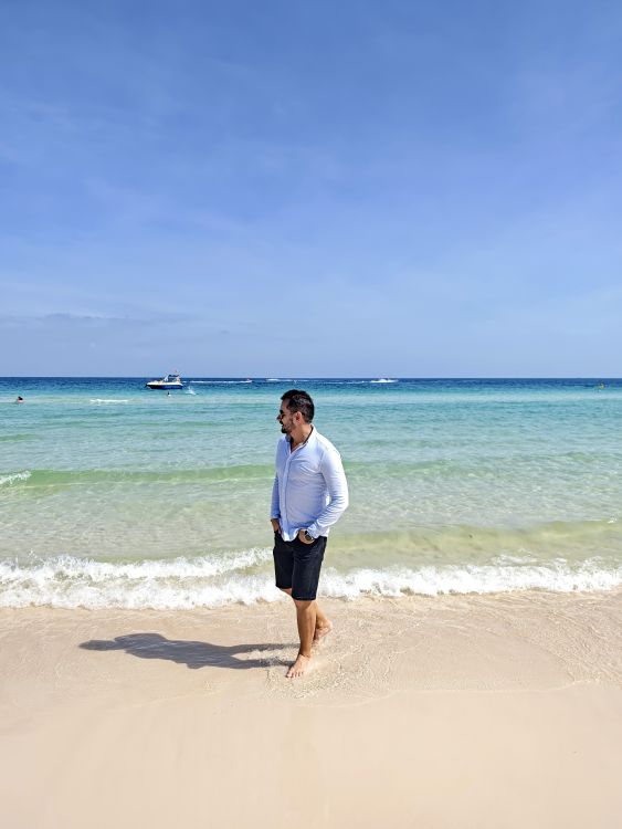 Spacerując po drobnym piasku